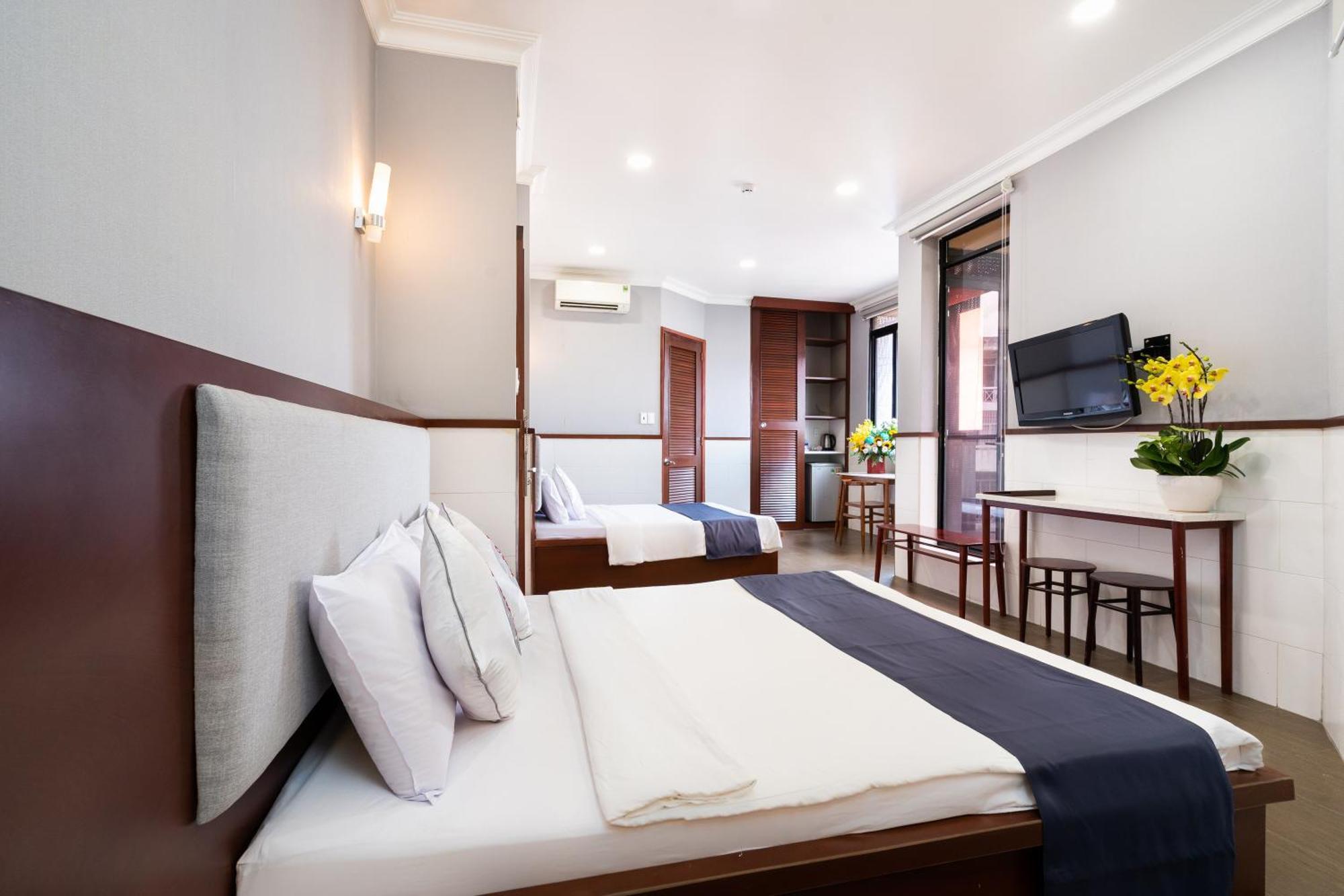Khách sạn Hoa 2*